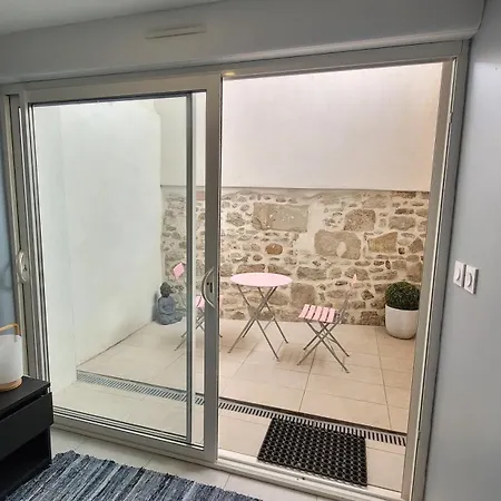 2 Meuble A 48 M2 Avec Cour Apartamento Saix (Tarn)